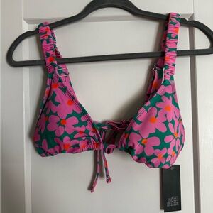 Women’s Wild Fable Floral Bikini Top